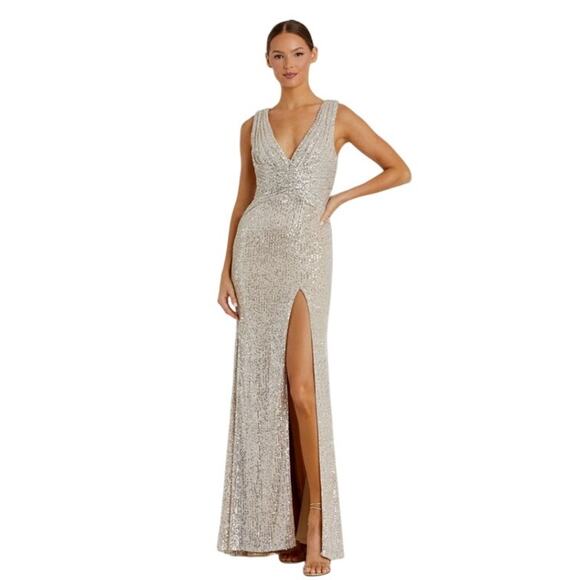 Mac Duggal Silver Nude V-Neck Sequin Wrap Waist Gown Size 4 Style 26598 NEW - Picture 1 of 9